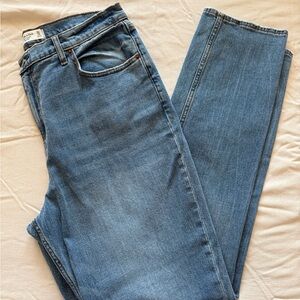 Abercrombie and Fitch curve love 90s slim straight high rise jeans size 16 long